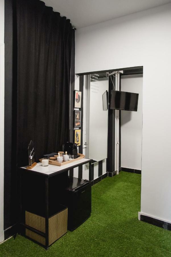 Home Plus Eleutheria Budget Room Ateny Zewnętrze zdjęcie